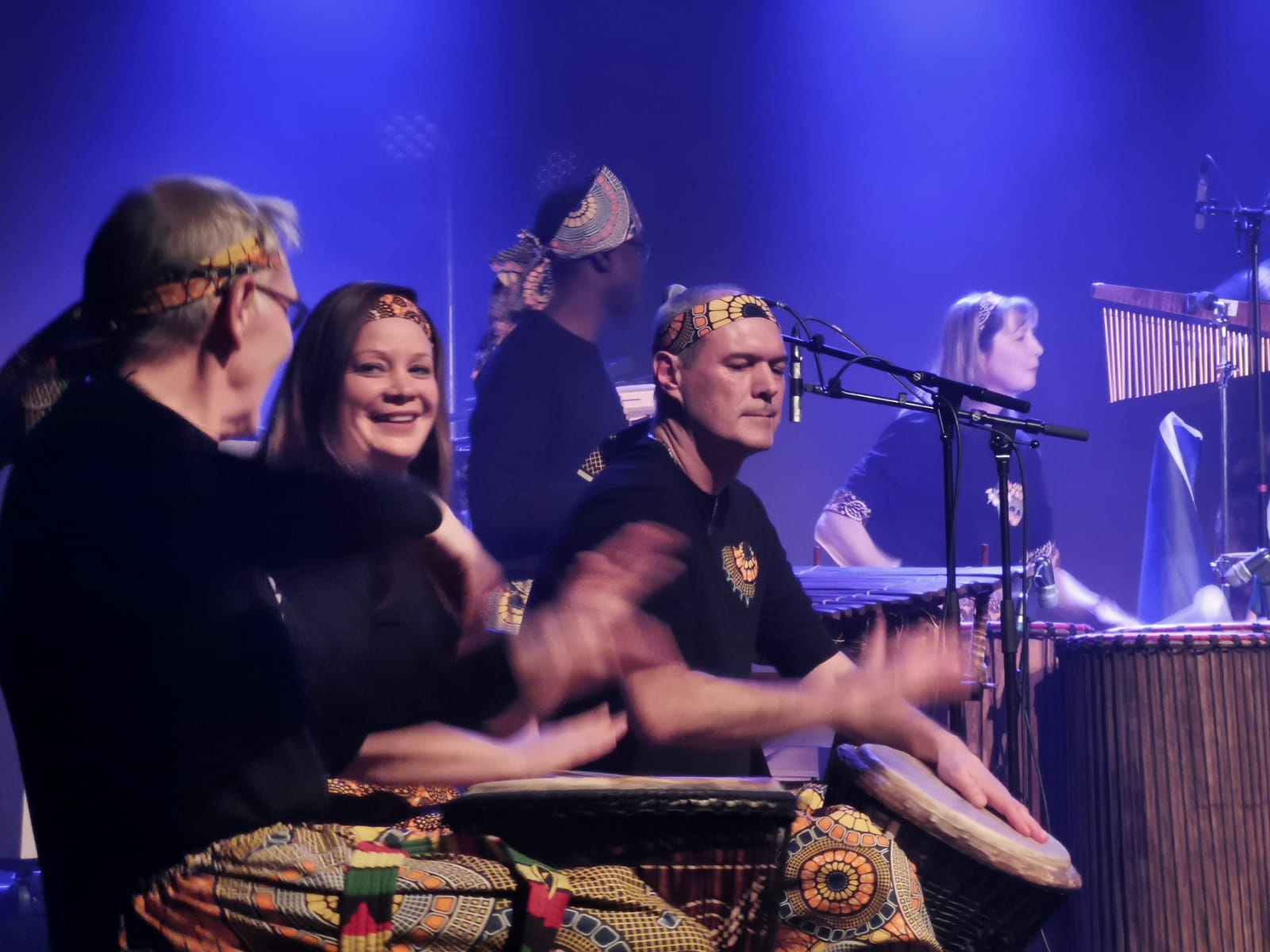 Groupe Doo Nú Wé, percussions et danse africaine, sous la direction de Freddy Tingo